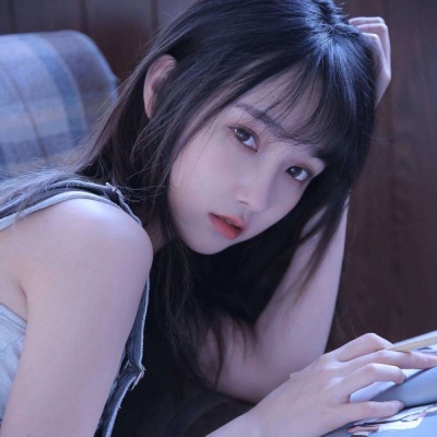 12版 -“致敬长沙窑——2026彩瓷源陶瓷艺术展”开幕